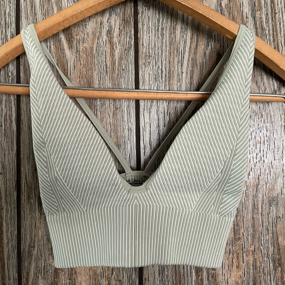 Out From Under Engineered Seamless Ribbed Sage Green Plunge Bralette - Picture 10 of 10